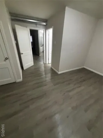 $825 | 4025 Hydraulic Avenue, Unit B, St. Louis, MO 63116