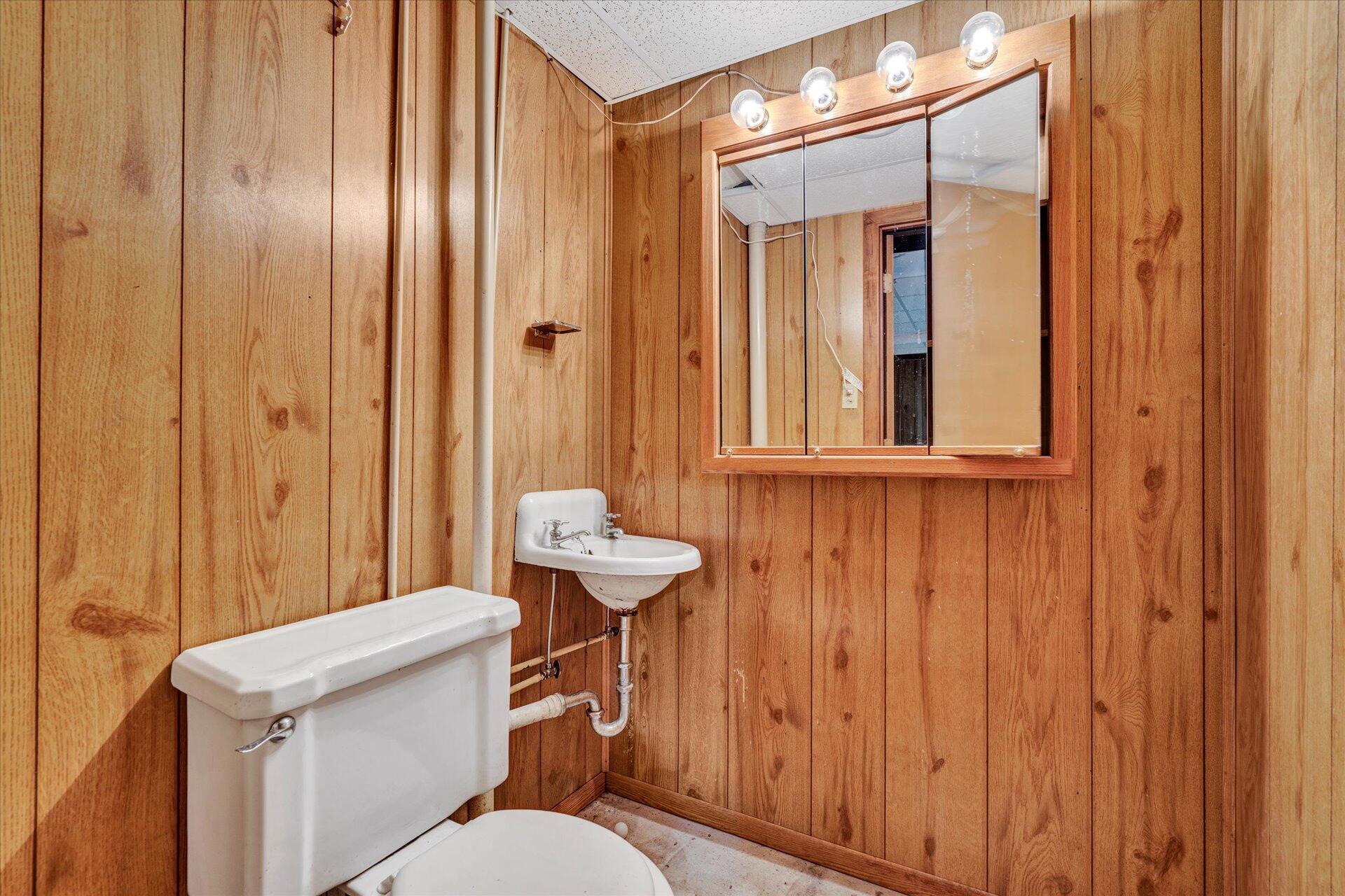 1037 Persinger Road Southwest, Unit 1039 Roanoke, VA 24015 - Photo 13 of 17 13-DSC2355