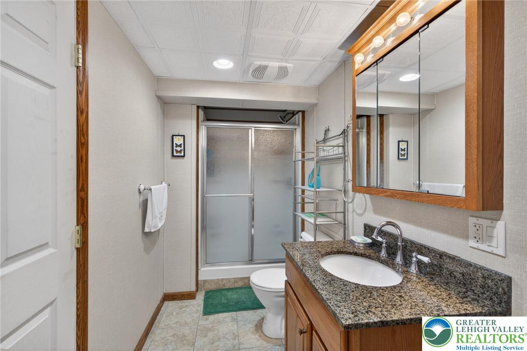 5016 Allen Drive Bethlehem, PA 18017 - Photo 37 of 43