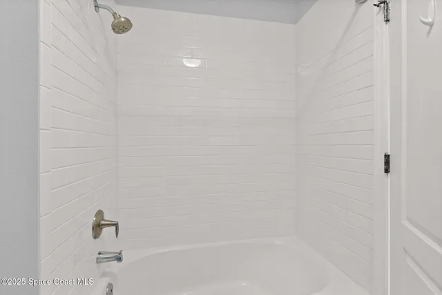 $2,800 | 1741 Kinsale Court, Melbourne, FL 32940