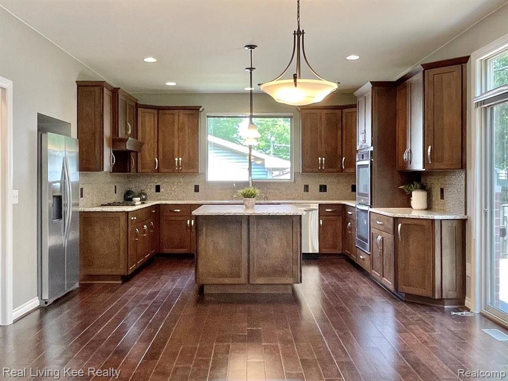 557 Curzon Road Rochester Hills, MI 48307 - Photo 15 of 66