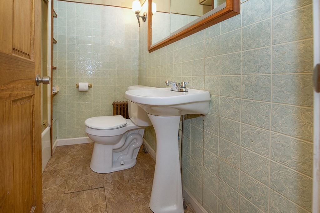 125 Marbleridge Road North Andover, MA 01845 - Photo 15 of 19 Gallery Image 15