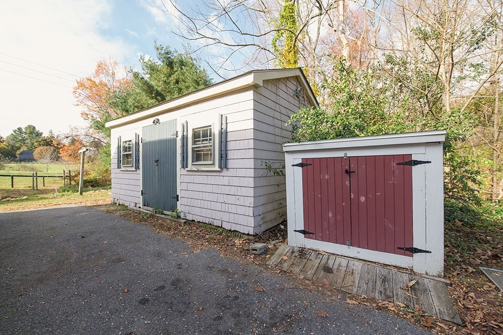 125 Marbleridge Road North Andover, MA 01845 - Photo 17 of 19 Gallery Image 17