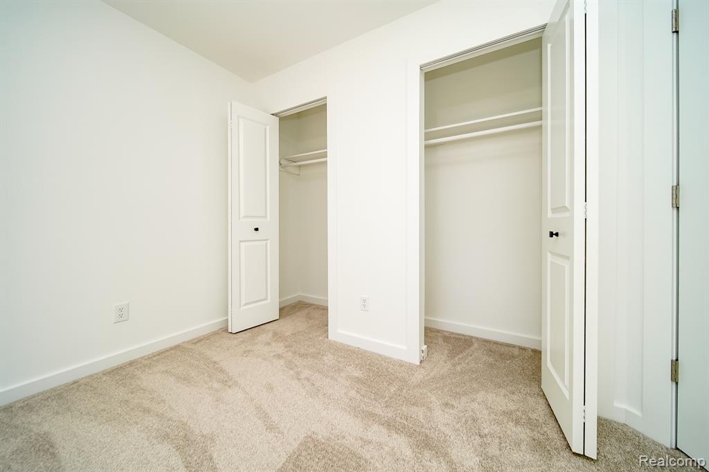 2729 Powderhorn Ridge Road Rochester, MI 48309 - Photo 80 of 95
