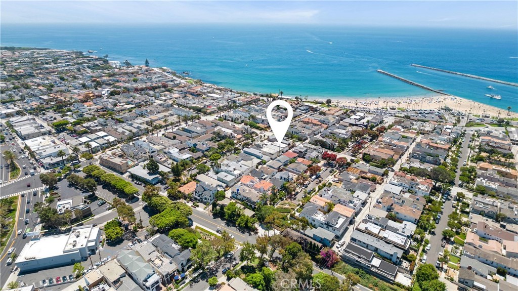 303 Larkspur Avenue, Unit A, Corona del Mar, CA 92625 Compass