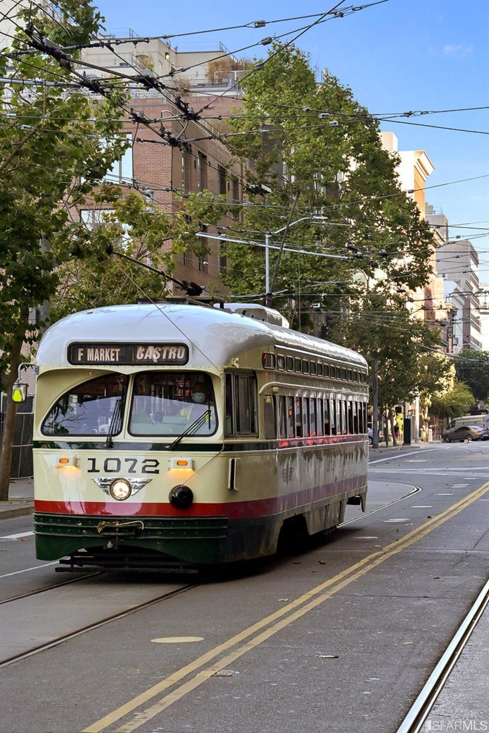 338 Spear Street, Unit 39E San Francisco, CA 94105 - Photo 82 of 97 a view of a car in front of a building