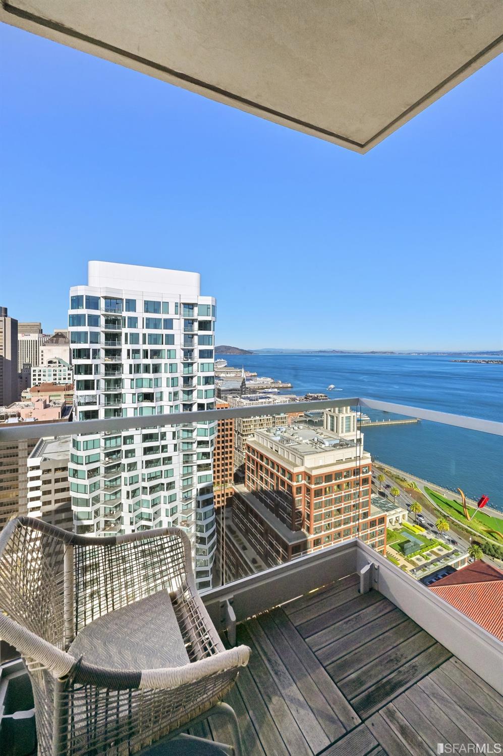 338 Spear Street, Unit 39E San Francisco, CA 94105 - Photo 9 of 97 a view of a balcony with an ocean view
