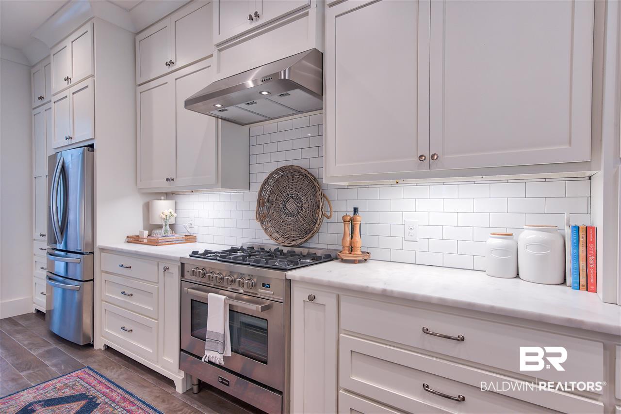 15951 Birdwatch Lane Fairhope, AL 36532 - Photo 9 of 48