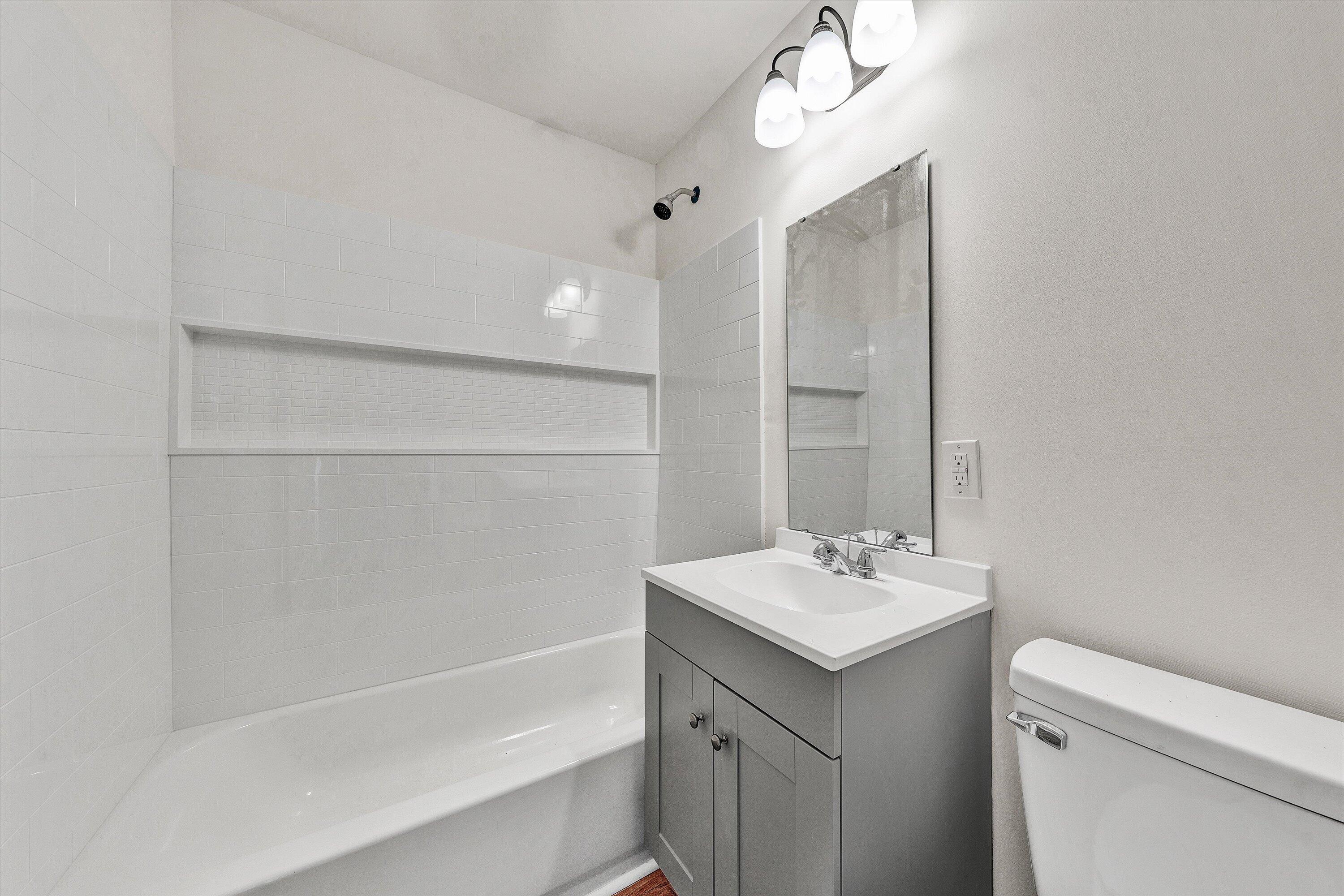 1127 Highland Road Salem, VA 24153 - Photo 14 of 23 Hall Bathroom