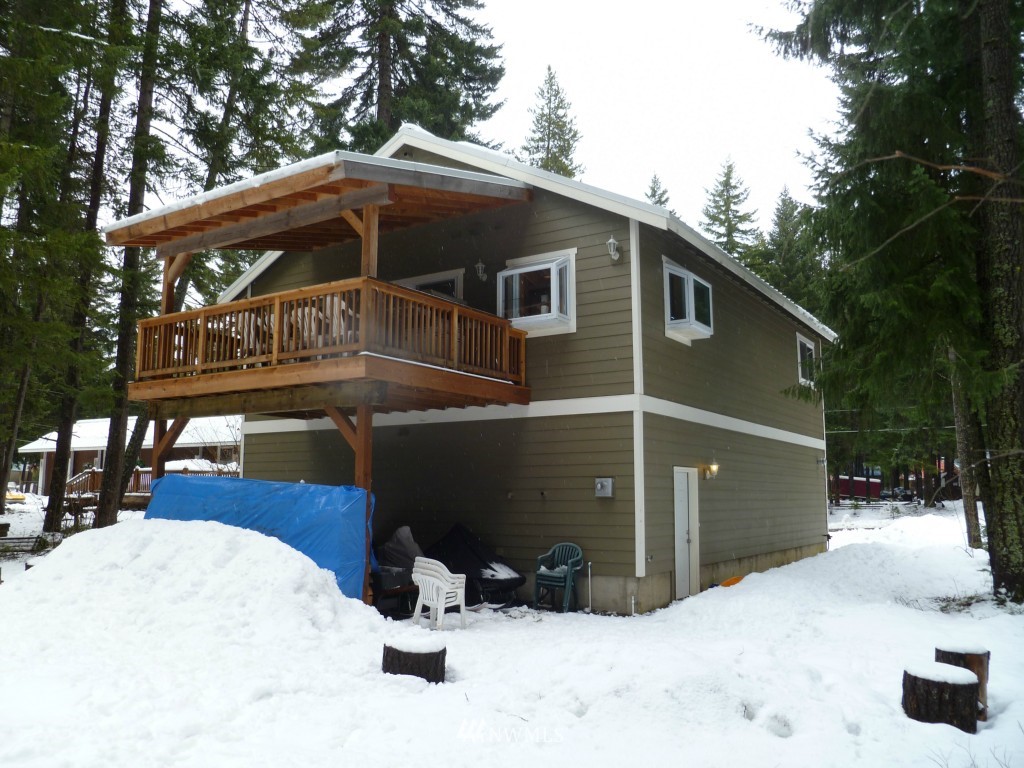 81 Rally Way Easton, WA 98925 - Photo 2 of 12 Gallery Image 2