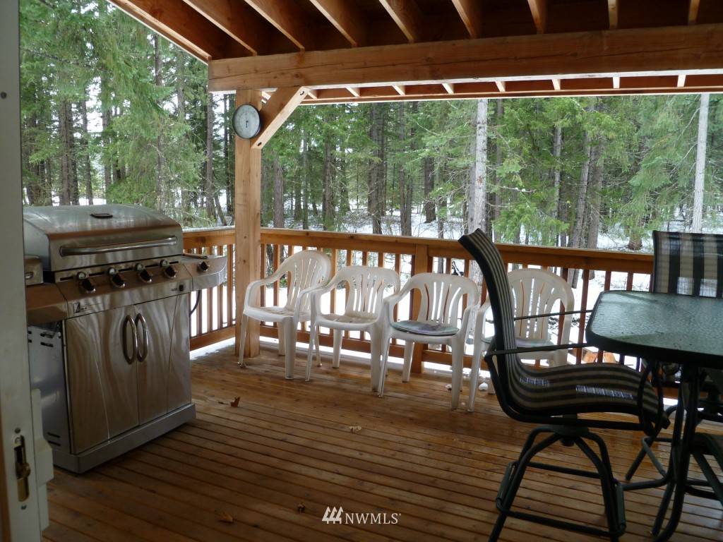 81 Rally Way Easton, WA 98925 - Photo 4 of 12 Gallery Image 4