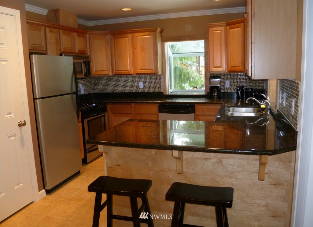 81 Rally Way Easton, WA 98925 - Photo 6 of 12 Gallery Image 6