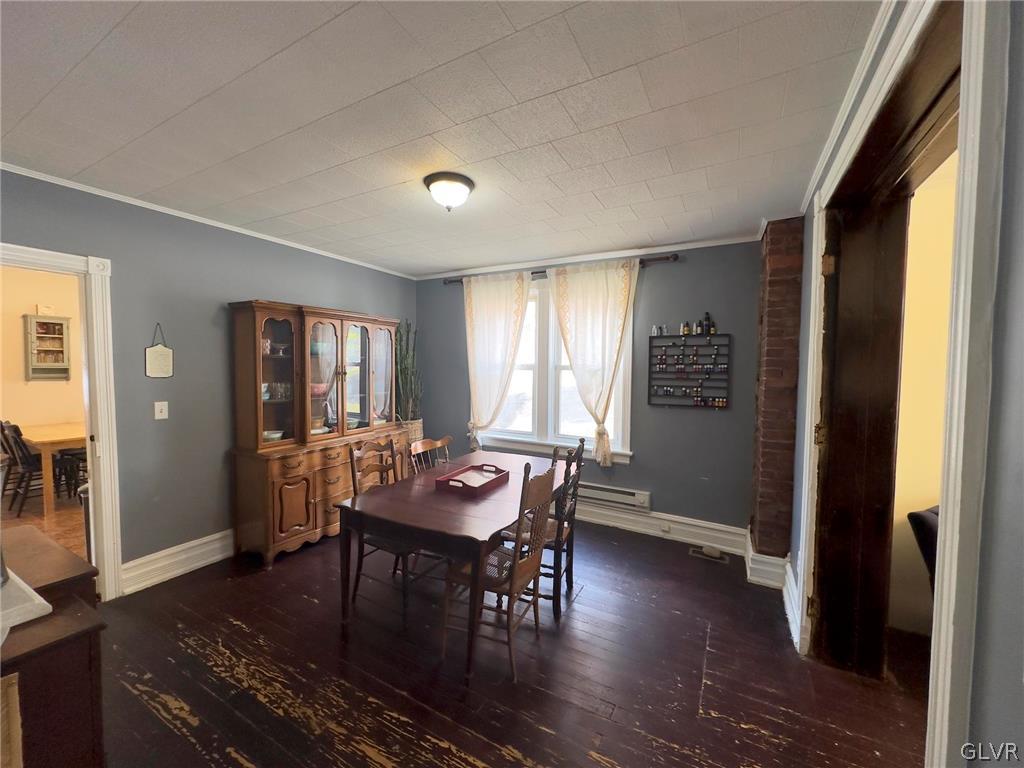217 Diamond Street Slatington, PA 18080 - Photo 5 of 23