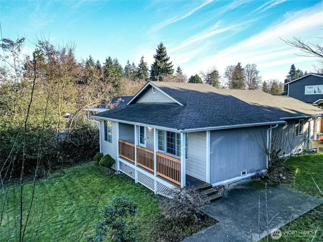 $600,000 | 1716 Scenic Drive, Everett, WA 98203