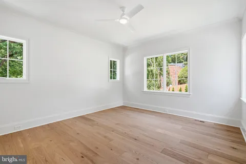 $5,295,000 | 6008 Oakdale Road, McLean, VA 22101