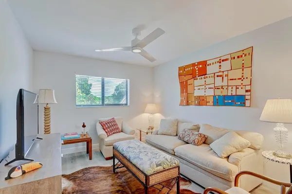 $639,000 | 17053 Waterbend Drive, Unit 231, Jupiter, FL 33477