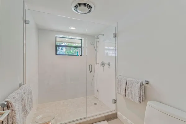 $639,000 | 17053 Waterbend Drive, Unit 231, Jupiter, FL 33477