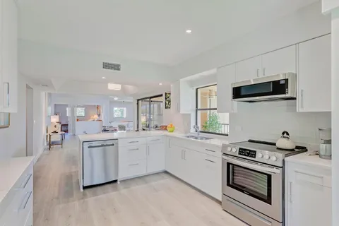 $639,000 | 17053 Waterbend Drive, Unit 231, Jupiter, FL 33477