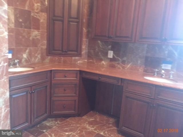 12105 Riverview Road Fort Washington, MD 20744 - Photo 15 of 28 Interior (General)