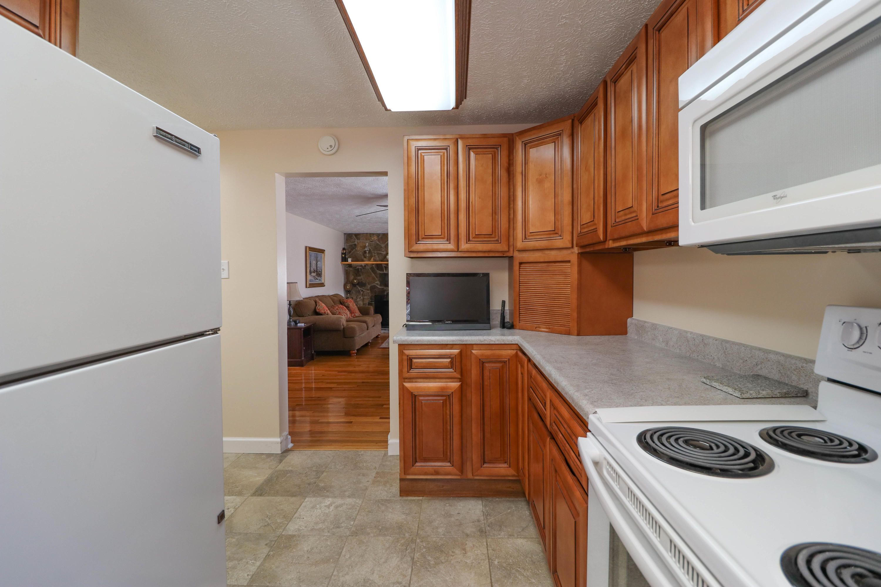 133 Utah Avenue Oak Ridge, TN 37830 - Photo 8 of 21 appliances remain