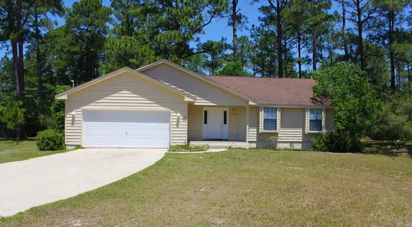 $1,820 | 2138 Edgewood Drive, Navarre, FL 32566
