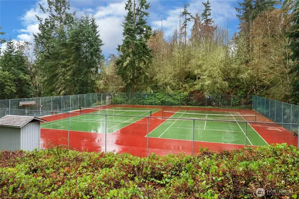 $795,000 | 211 Baycliff Drive, Port Townsend, WA 98368