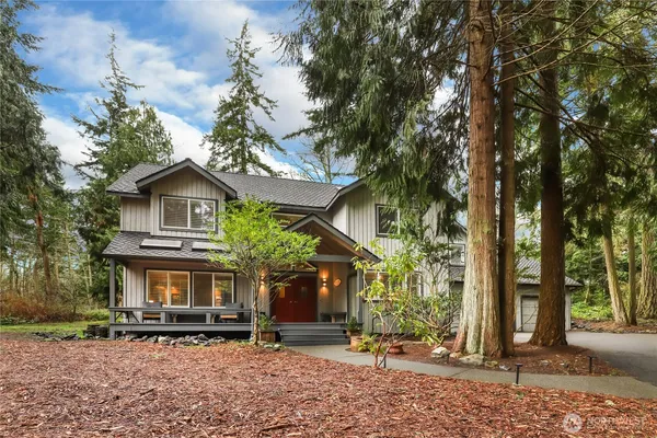 $795,000 | 211 Baycliff Drive, Port Townsend, WA 98368