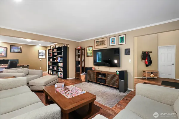 $795,000 | 211 Baycliff Drive, Port Townsend, WA 98368