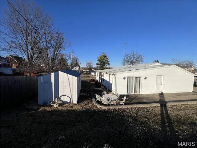 $177,000 | 410 North Spring Street, Perryville, MO 63775