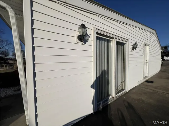 $177,000 | 410 North Spring Street, Perryville, MO 63775