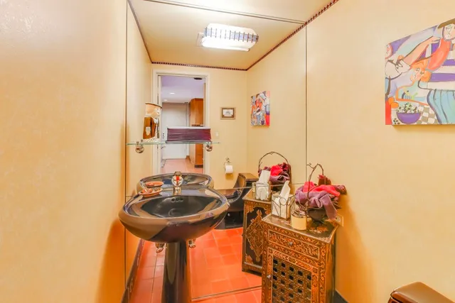 $3,495,000 | 42 Woodley Road, Winnetka, IL 60093