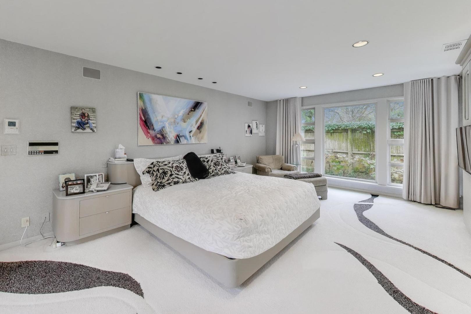 42 Woodley Road Winnetka, IL 60093 - Photo 26 of 73