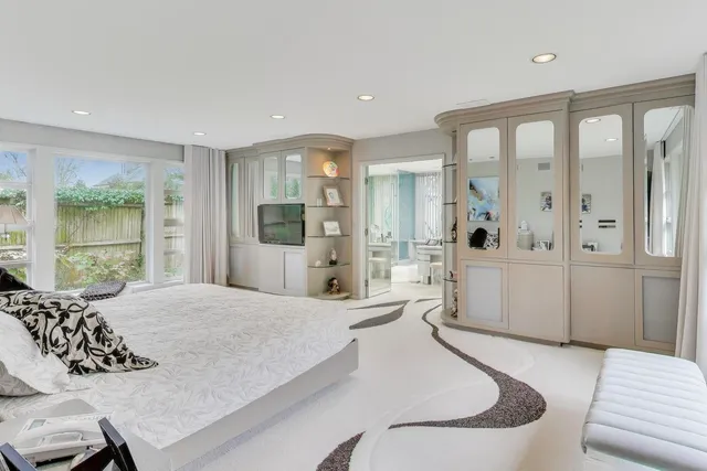 $3,495,000 | 42 Woodley Road, Winnetka, IL 60093