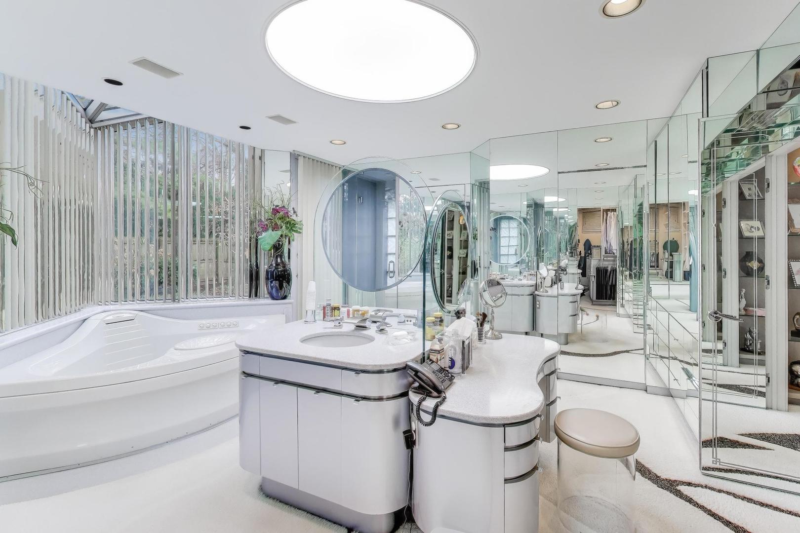 42 Woodley Road Winnetka, IL 60093 - Photo 29 of 73