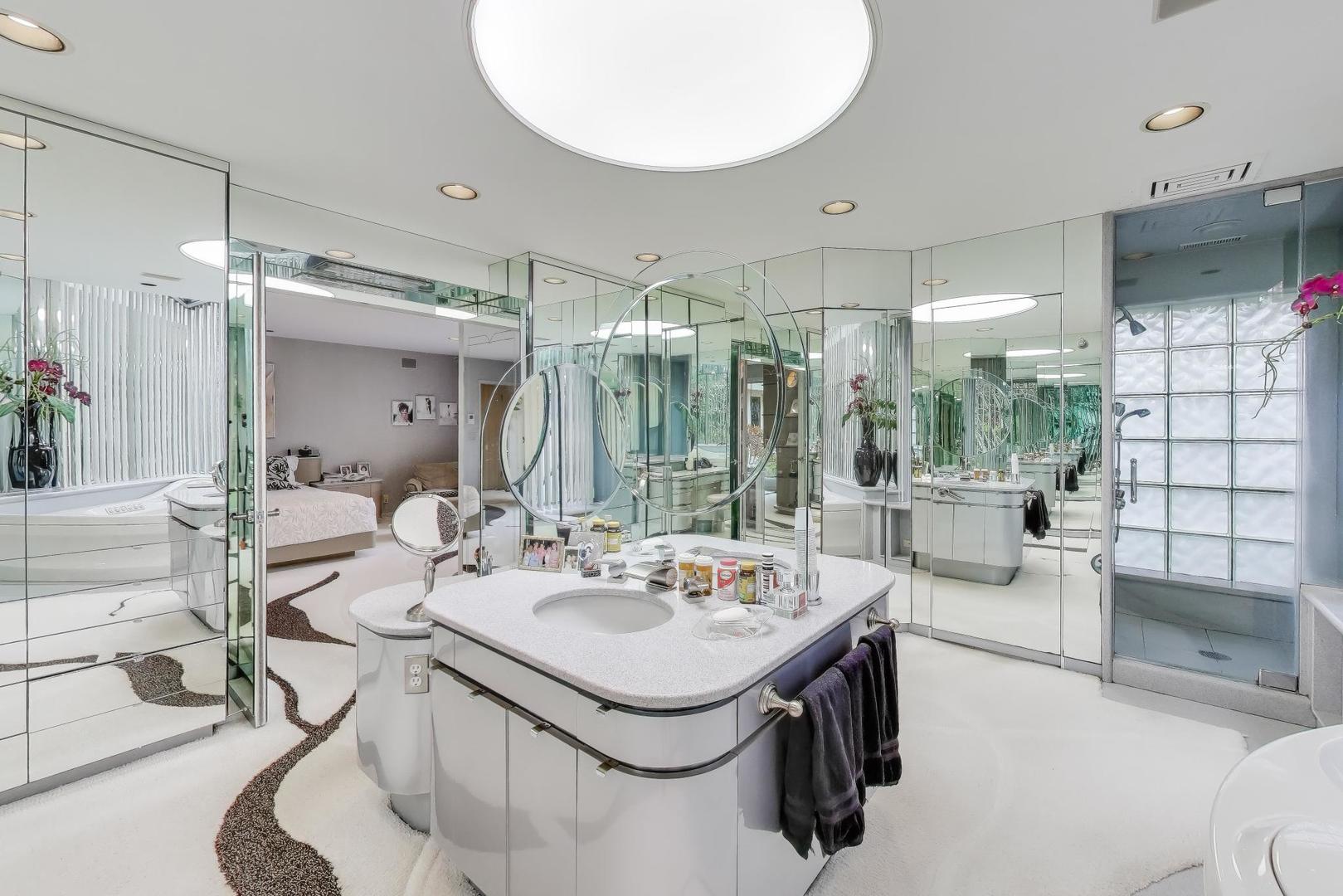 42 Woodley Road Winnetka, IL 60093 - Photo 30 of 73