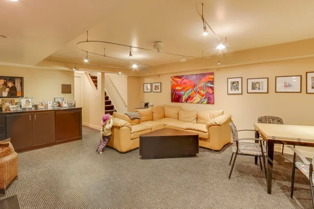 $3,495,000 | 42 Woodley Road, Winnetka, IL 60093