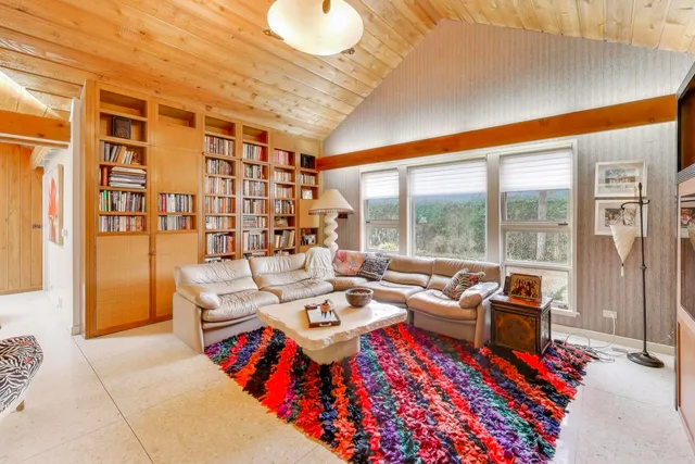 $3,495,000 | 42 Woodley Road, Winnetka, IL 60093