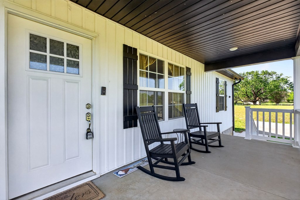 8664 Old Kentucky Road Sparta, TN 38583 - Photo 5 of 45