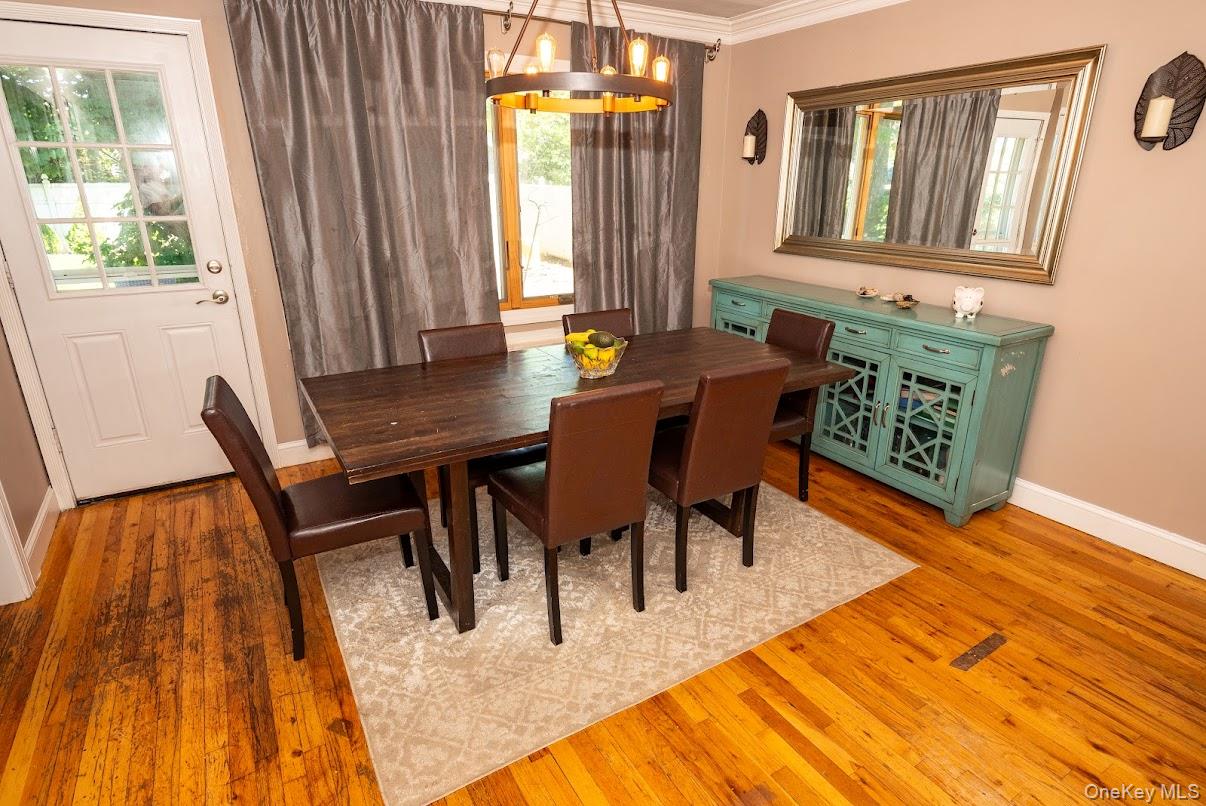 23 Martin Road South Bethpage, NY 11714 - Photo 6 of 24