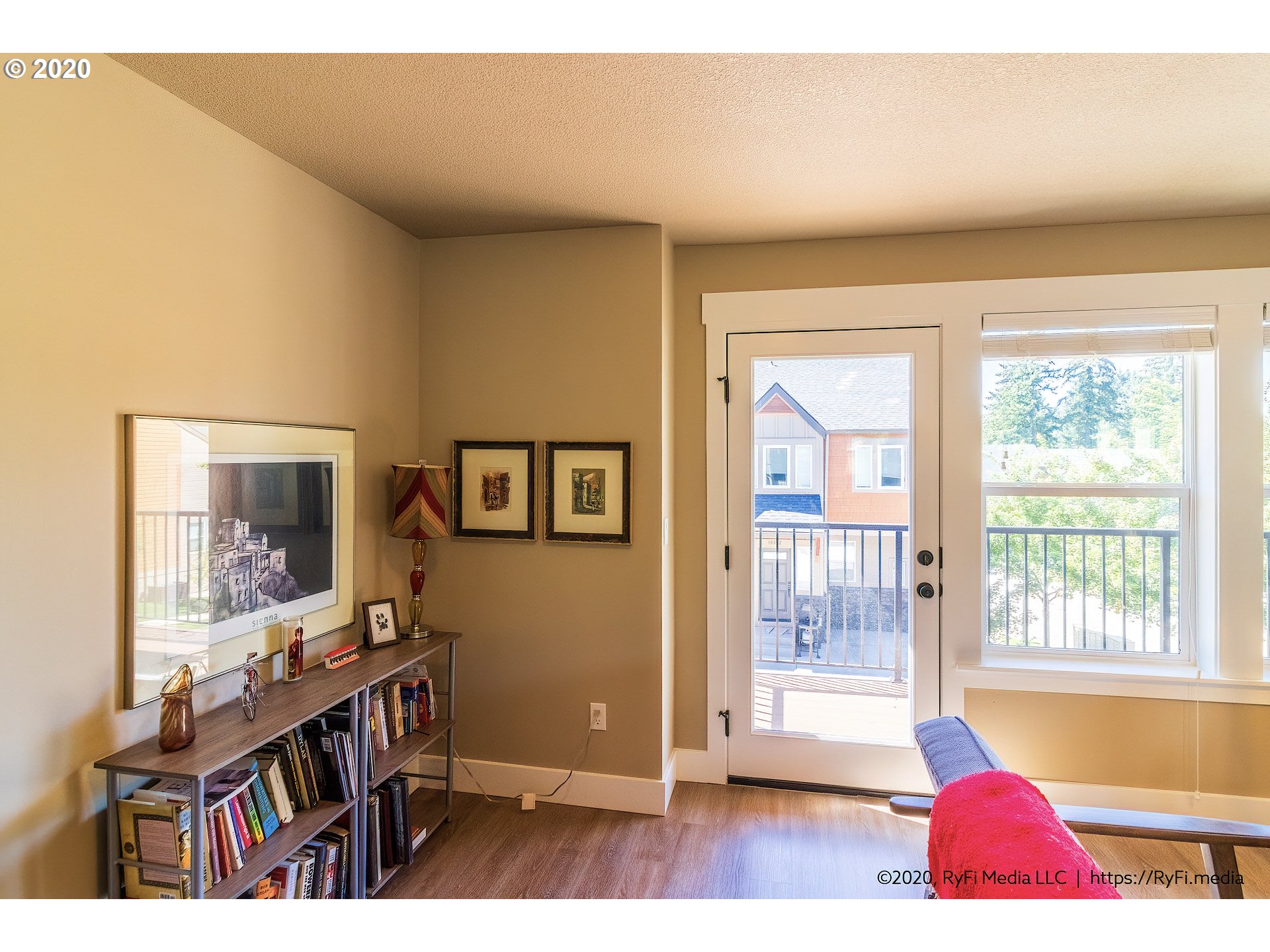 16803 Champion Way Sandy, OR 97055 - Photo 11 of 27