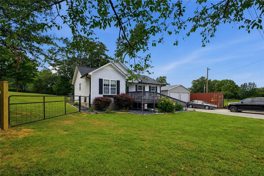 243 Bud Hardy Road Southeast Calhoun, GA 30701 - Photo 3 of 42
