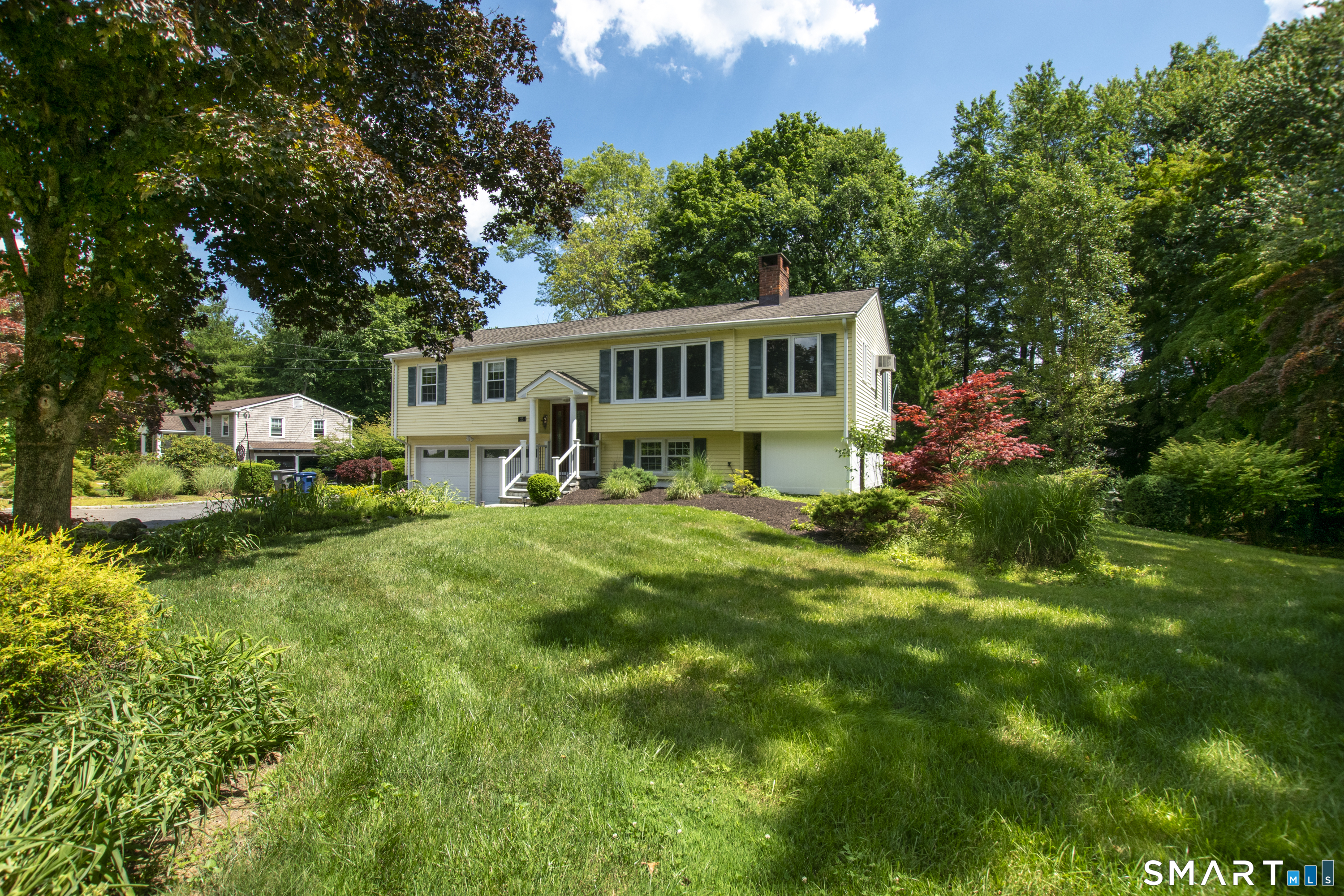 25 Olmstead Lane Ridgefield, CT 06877 - Photo 2 of 38