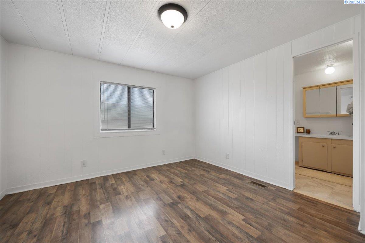 31404 Kennedy Road Benton City, WA 99320 - Photo 17 of 27 Gallery Image 17