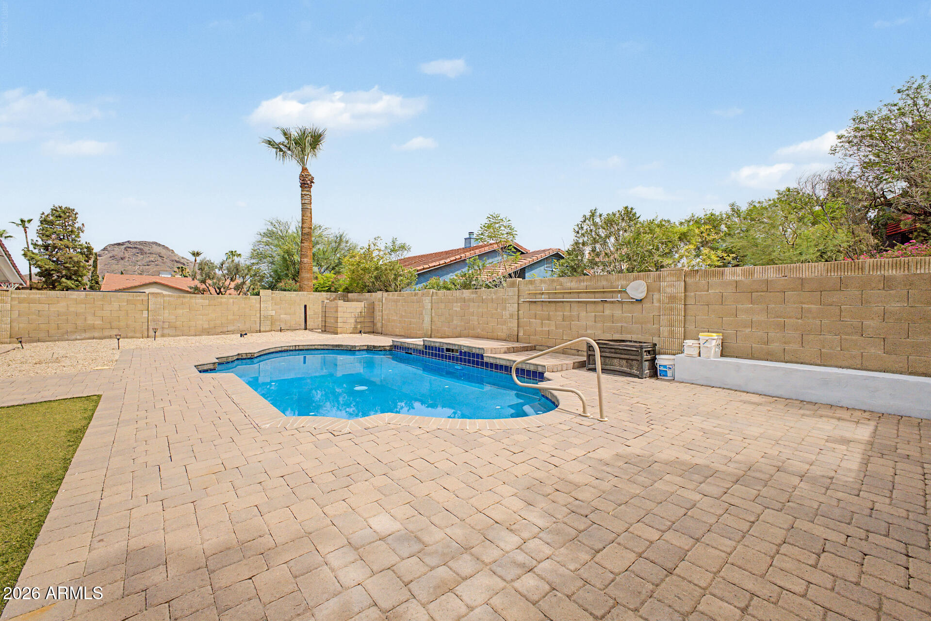2208 East Hearn Road Phoenix, AZ 85022 - Photo 23 of 29 24 - Hearn
