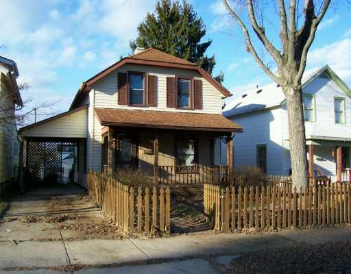 911 Pine Street Springfield, OH 45505 - Photo 1 of 7
