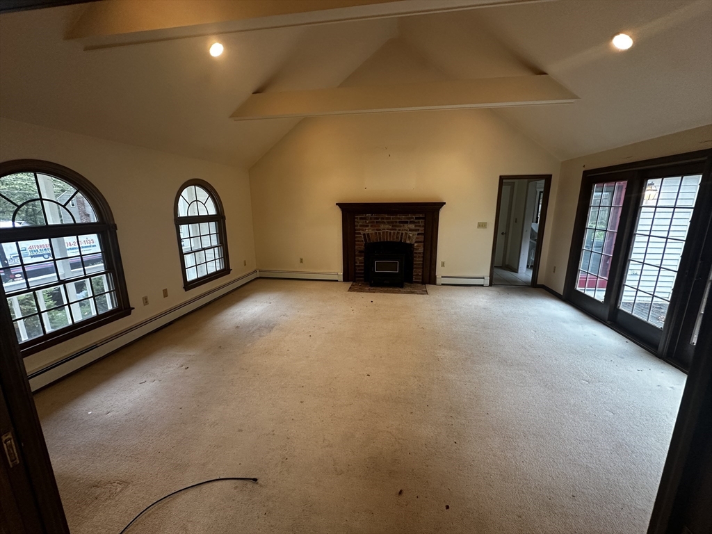 208 Irondequoit Road Franklin, MA 02038 - Photo 17 of 34 Gallery Image 17