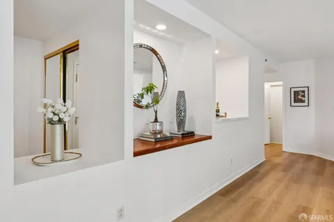 $1,145,000 | 111 Chestnut Street, Unit 303, San Francisco, CA 94111