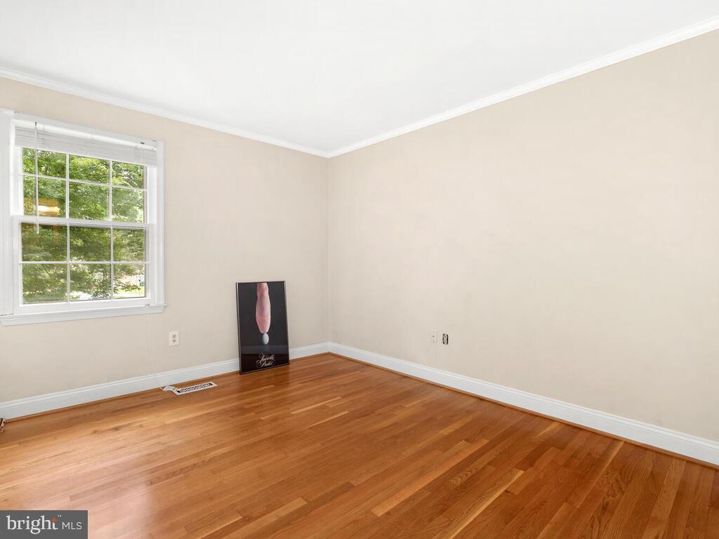 4232 Stafford Road Olney, MD 20832 - Photo 37 of 55 Bedroom 3