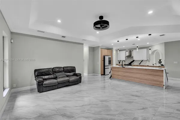$1,840,000 | 12555 Southwest 34th Place, Davie, FL 33330
