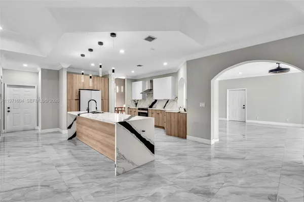 $1,840,000 | 12555 Southwest 34th Place, Davie, FL 33330